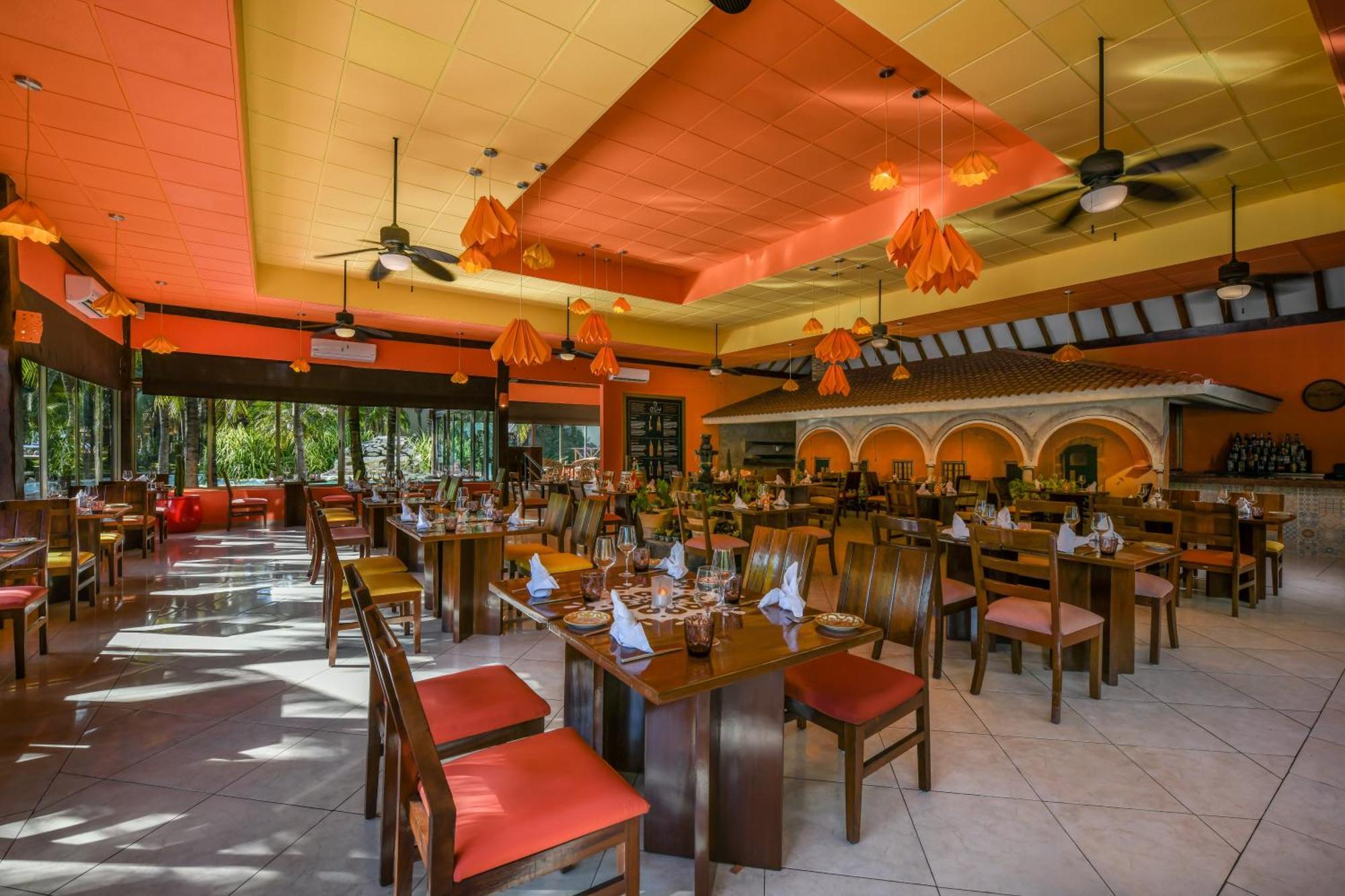 El Dorado Royale Catamaran, Cenote & More Inclusive (Adults Only) Puerto Morelos Exterior photo